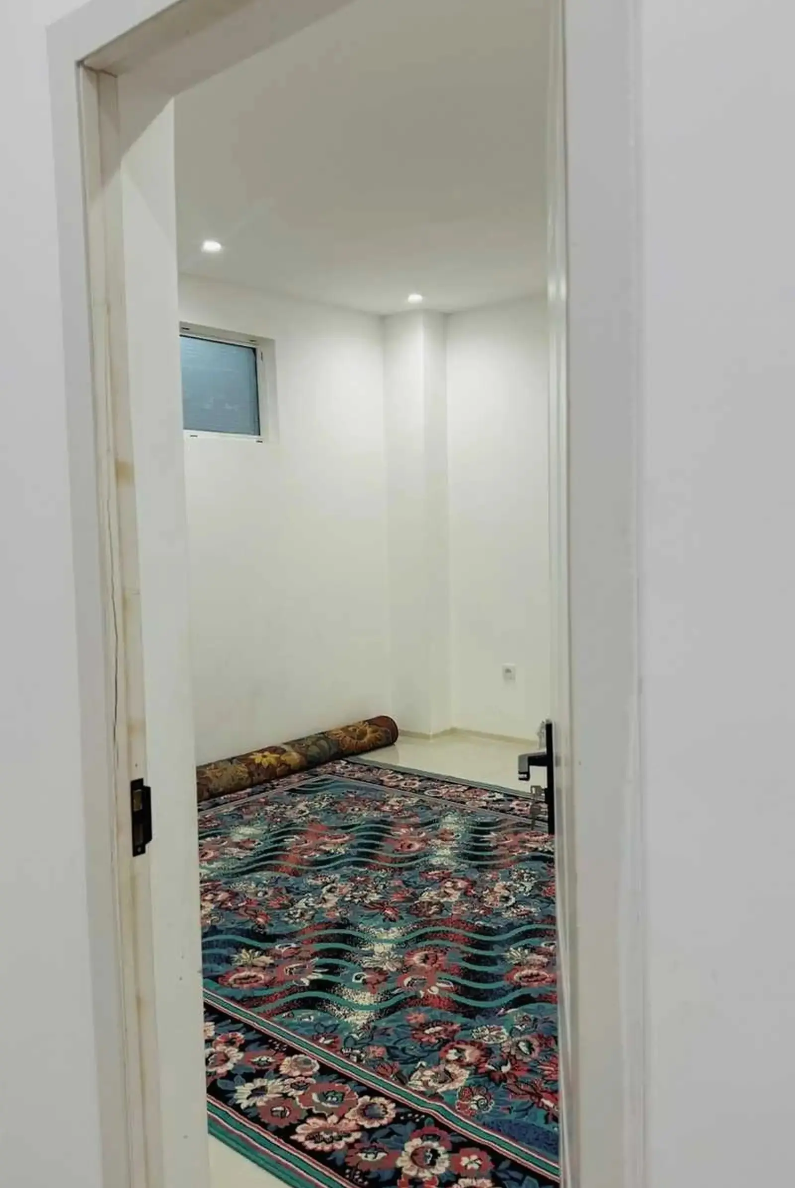 2-комн. квартира, 2 этаж, 80м², Сино