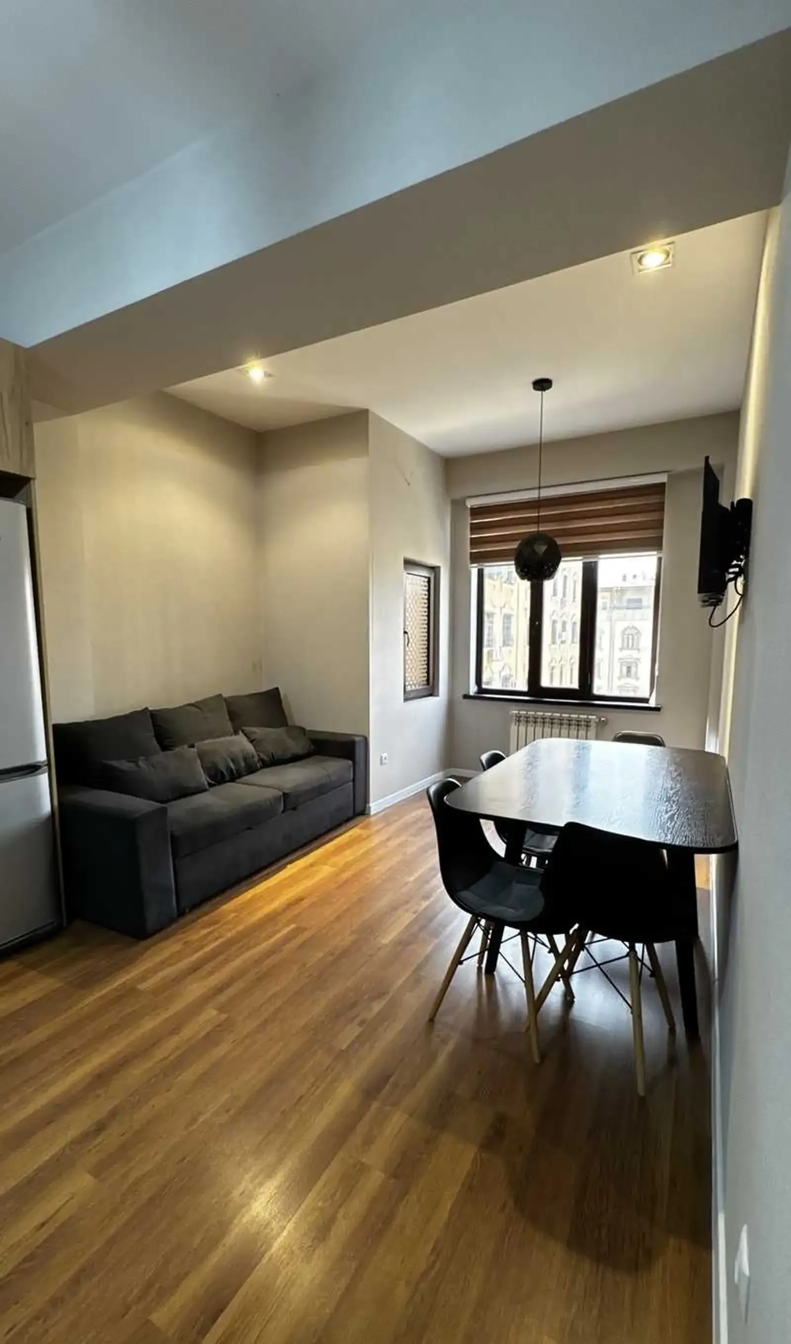2-комн. квартира, 16 этаж, 52м², Дом печати