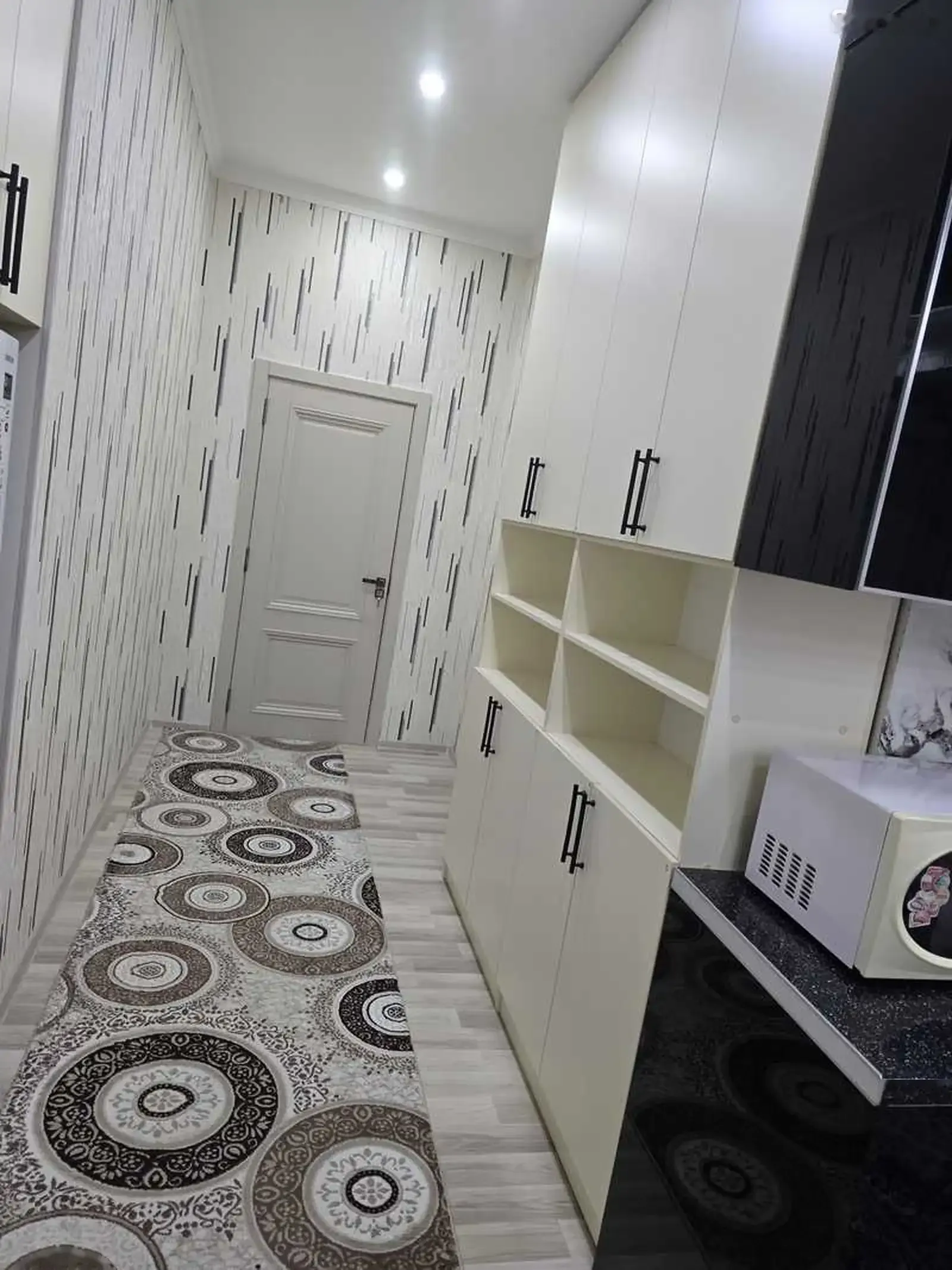 2-комн. квартира, 8 этаж, 88м², Сомони