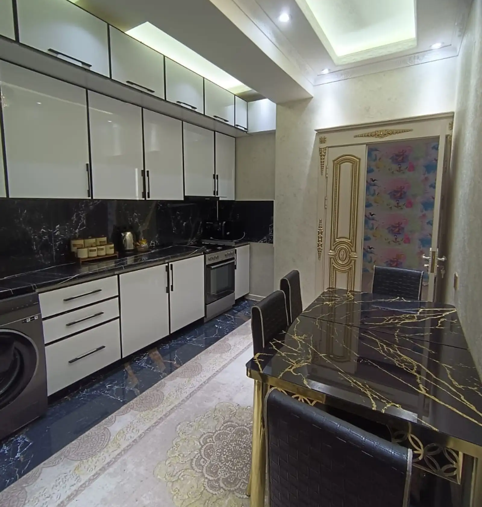 4-комн. квартира, 10 этаж, 120м², Шохмансур бари Пайкар Созидания ру баруи Гостиница Хилтон