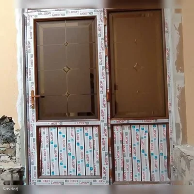 Дверь алюминиевая