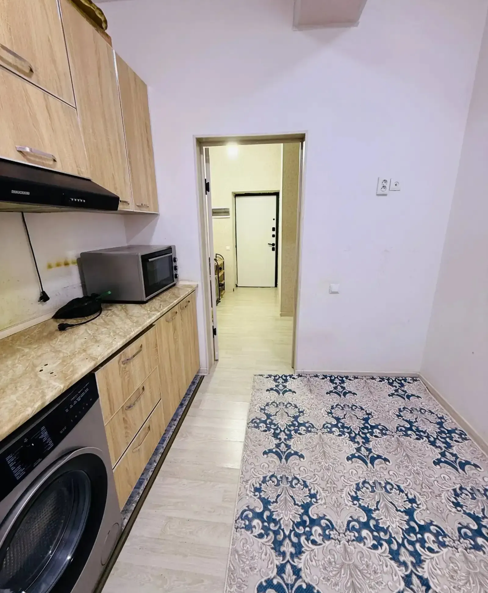 2-комн. квартира, 7 этаж, 65м², 112 мкр  Кафеи Суман