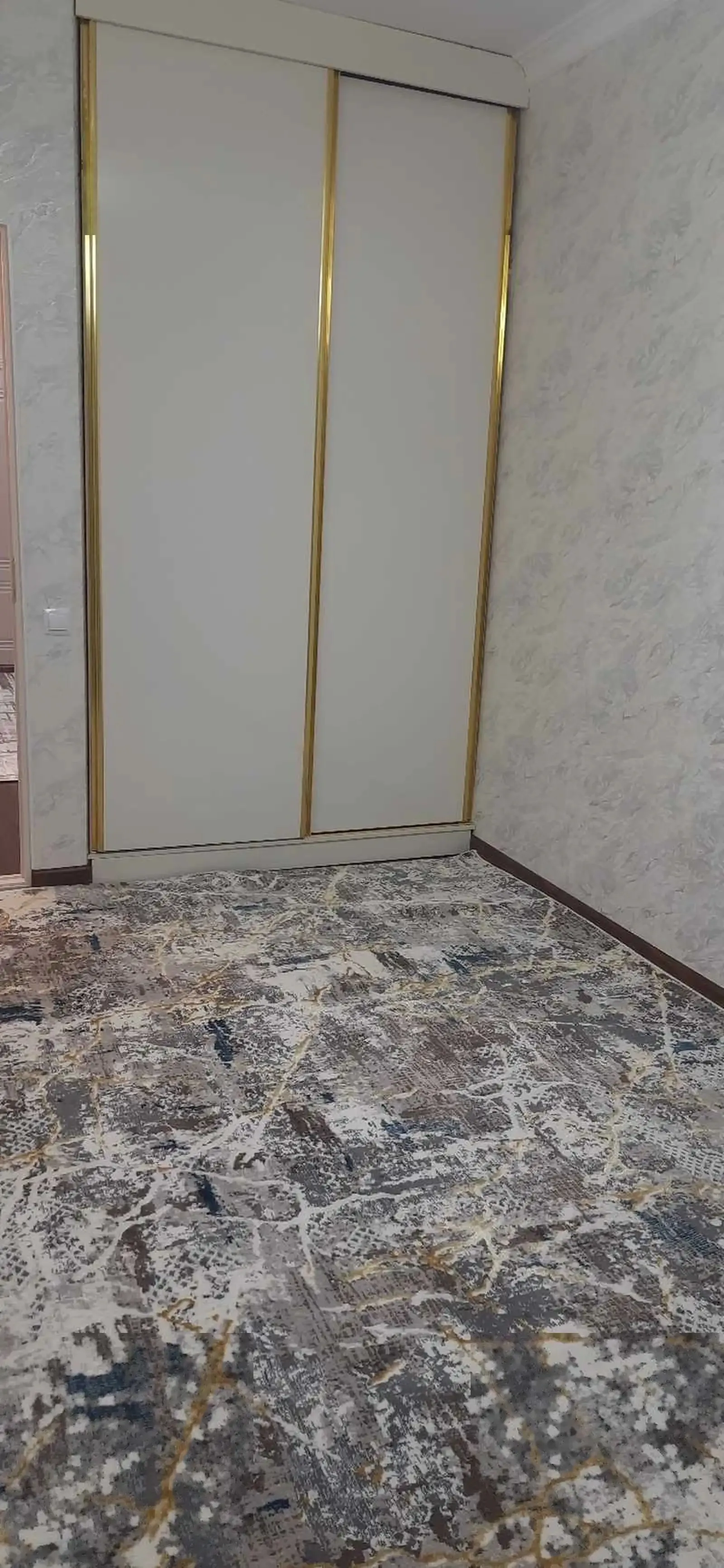 3-комн. квартира, 2 этаж, 76м², Исмоили Сомони
