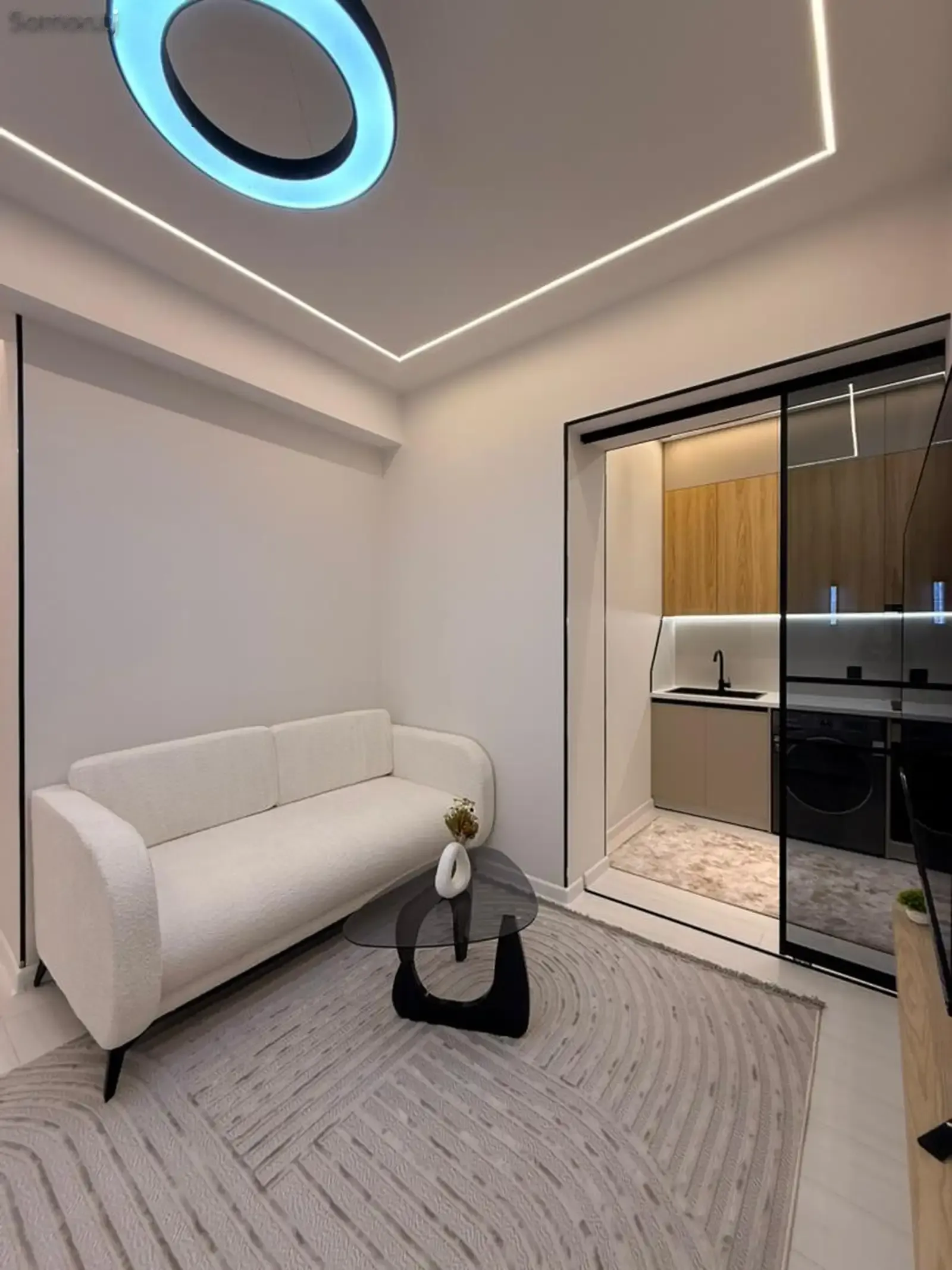 3-комн. квартира, 14 этаж, 91 м², новое здание УВД недалеко от Текстиля