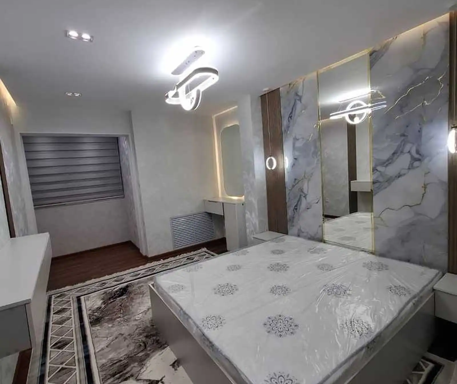 3-комн. квартира, 5 этаж, 100м², Сино 91 мкр пеши Оши