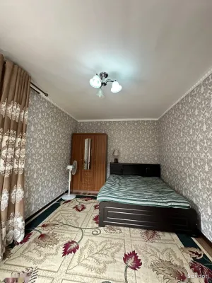 3 этажн. 6-комн. дом, 4 сотки,  Терминал Чорбог кишлак Дуоба
