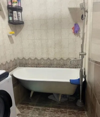 3-комн. квартира, 13 этаж, 60 м², Фирдавсӣ корвон 7-АХТАР ру бу руи ТЦ