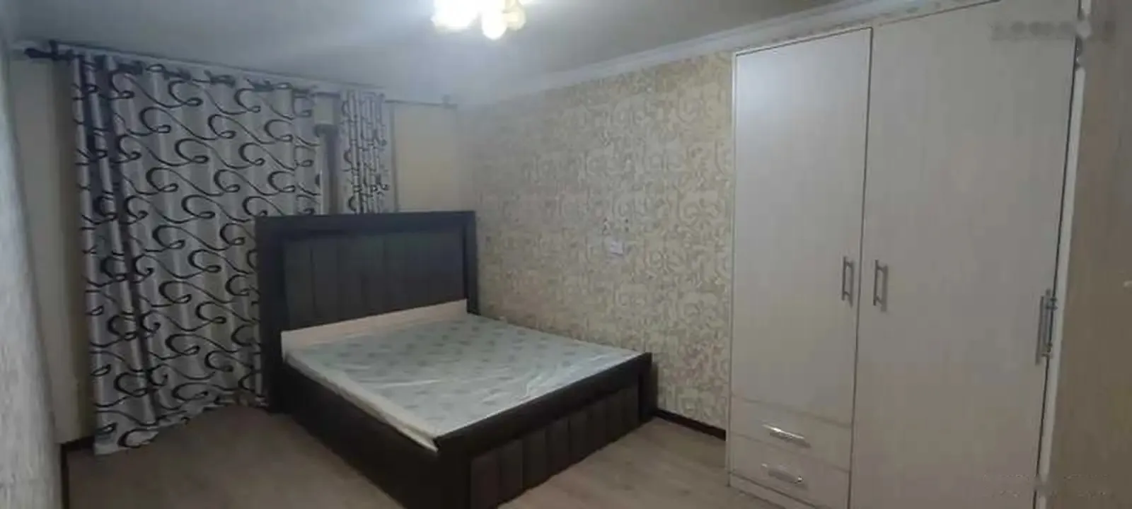 3-комн. квартира, 1 этаж, 63м², 82мкр