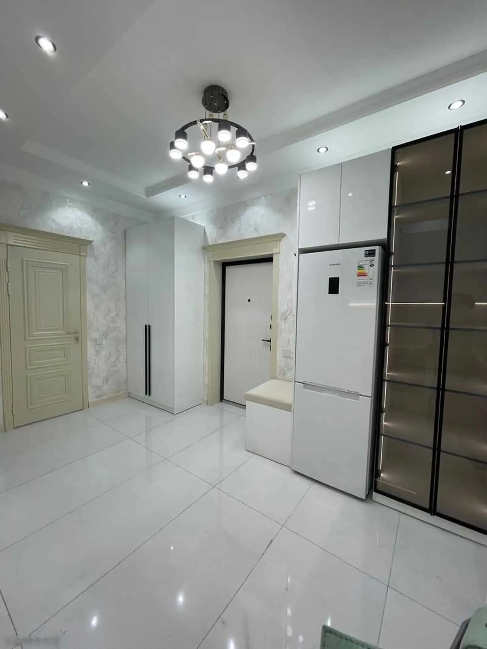 2-комн. квартира, 4 этаж, 65м², Овир