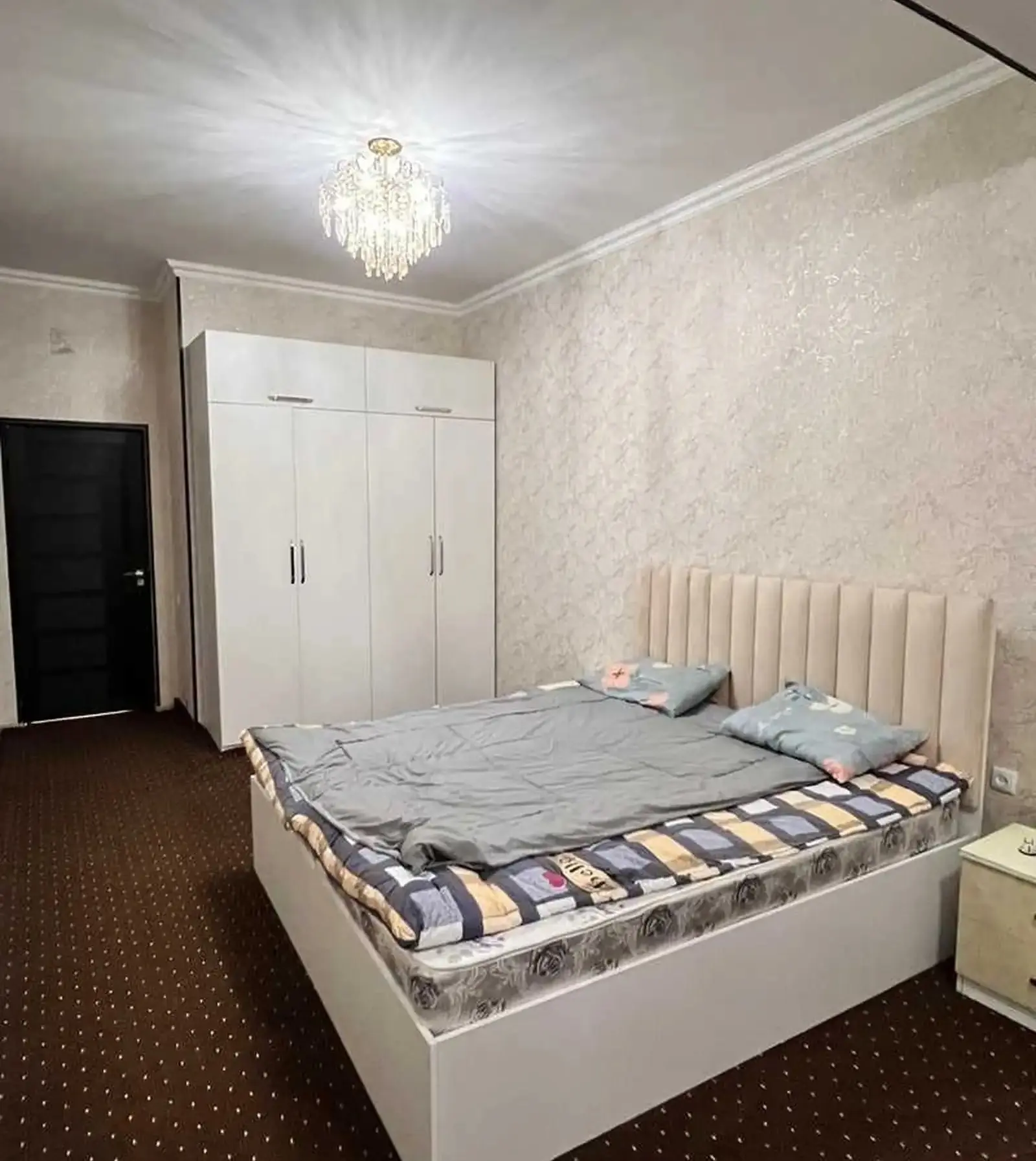 3-комн. квартира, 14 этаж, 120м², Шохмансур