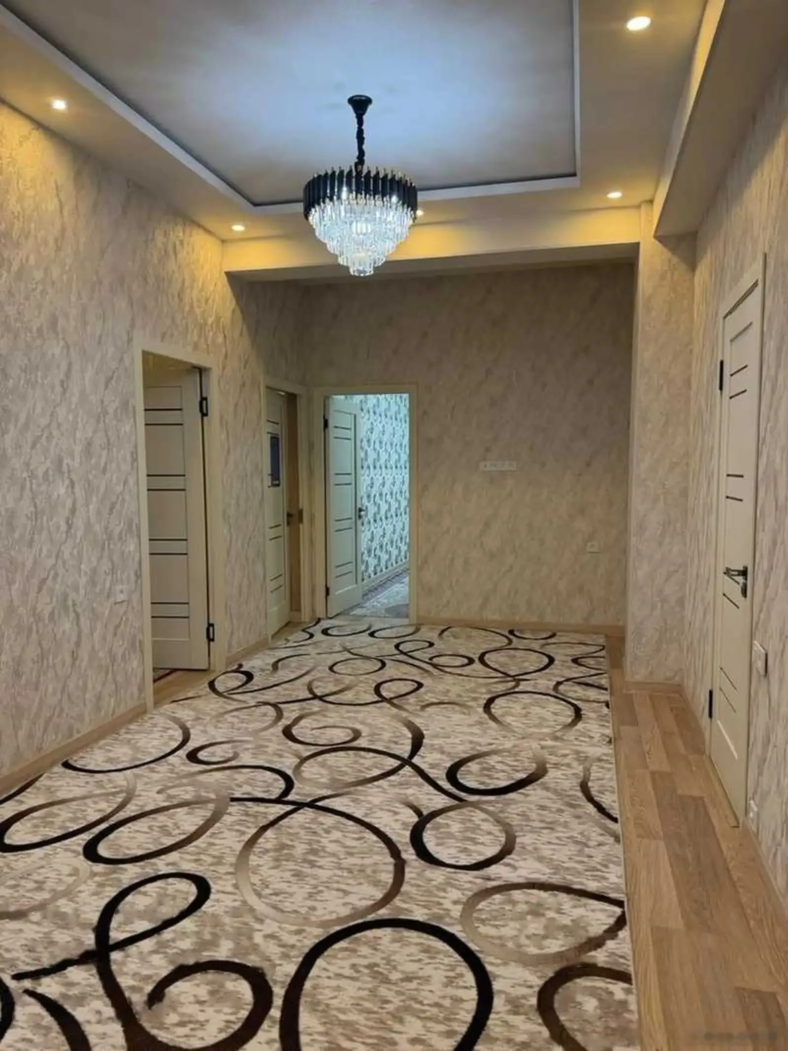 2-комн. квартира, 7 этаж, 97м², Пайкари 112 мкр