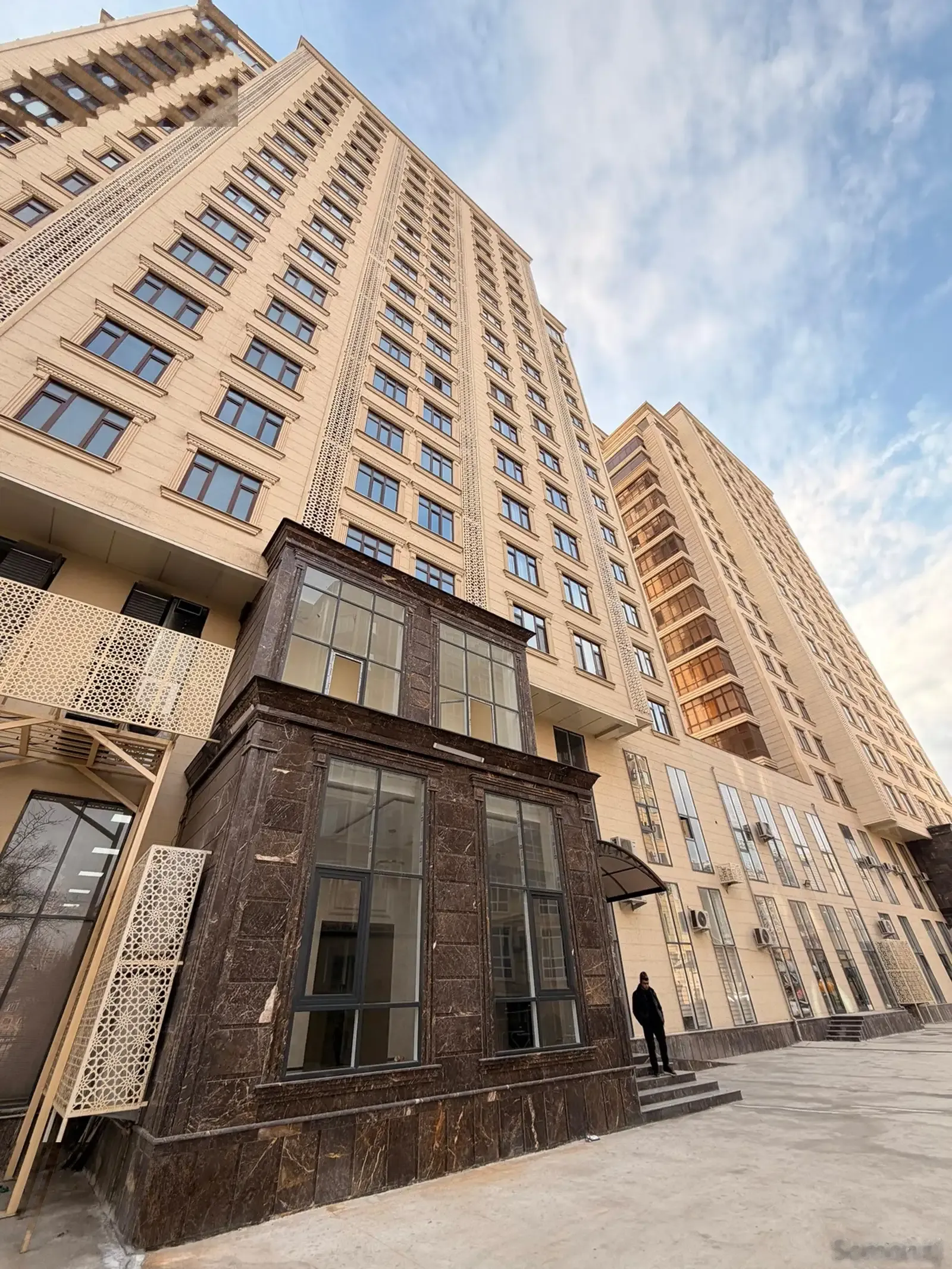 2-комн. квартира, 3 этаж, 95 м², 82 мкр, Доми Гулдаста