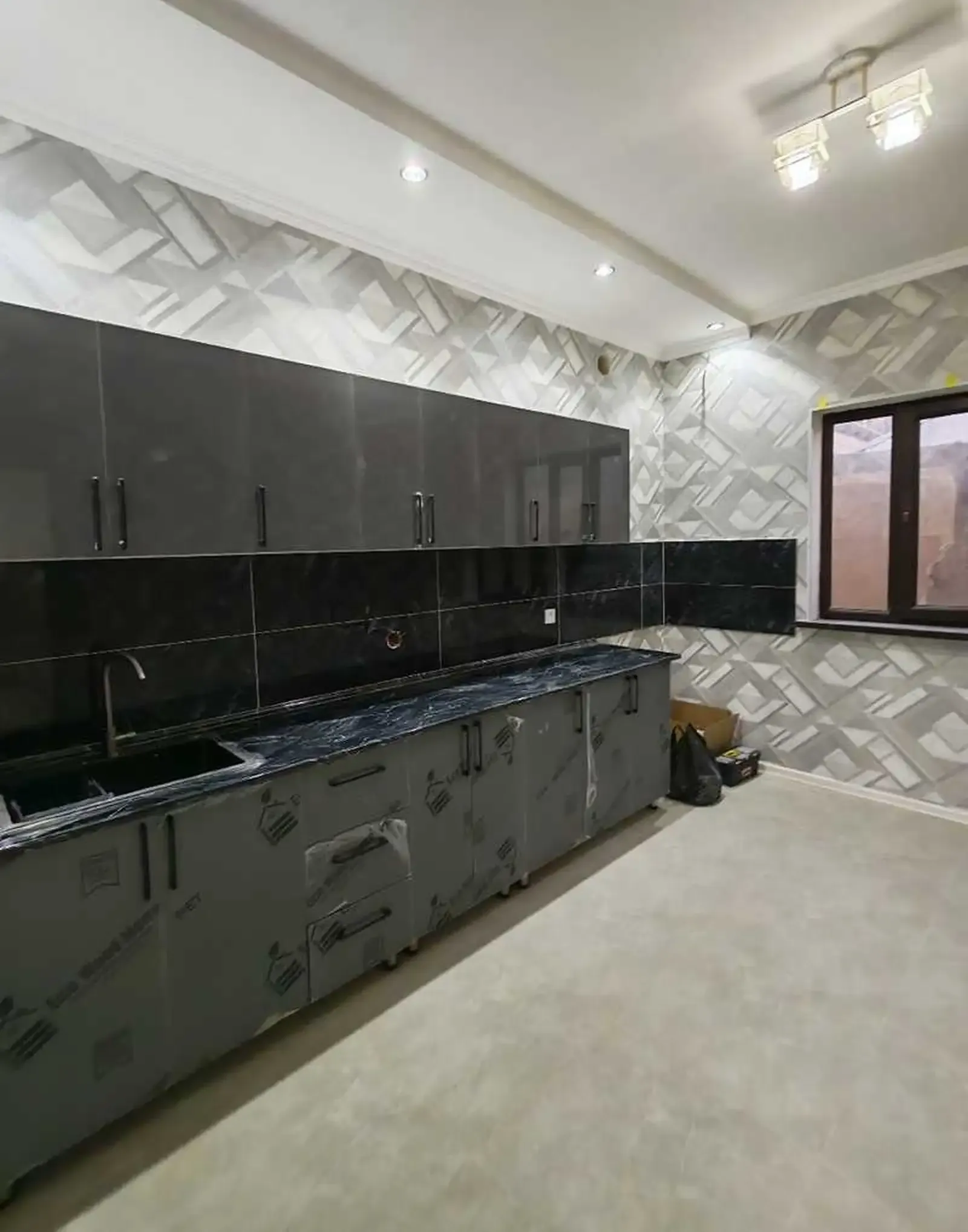 2-этажный, 7 комнатный дом, 200 м², Фирдавси