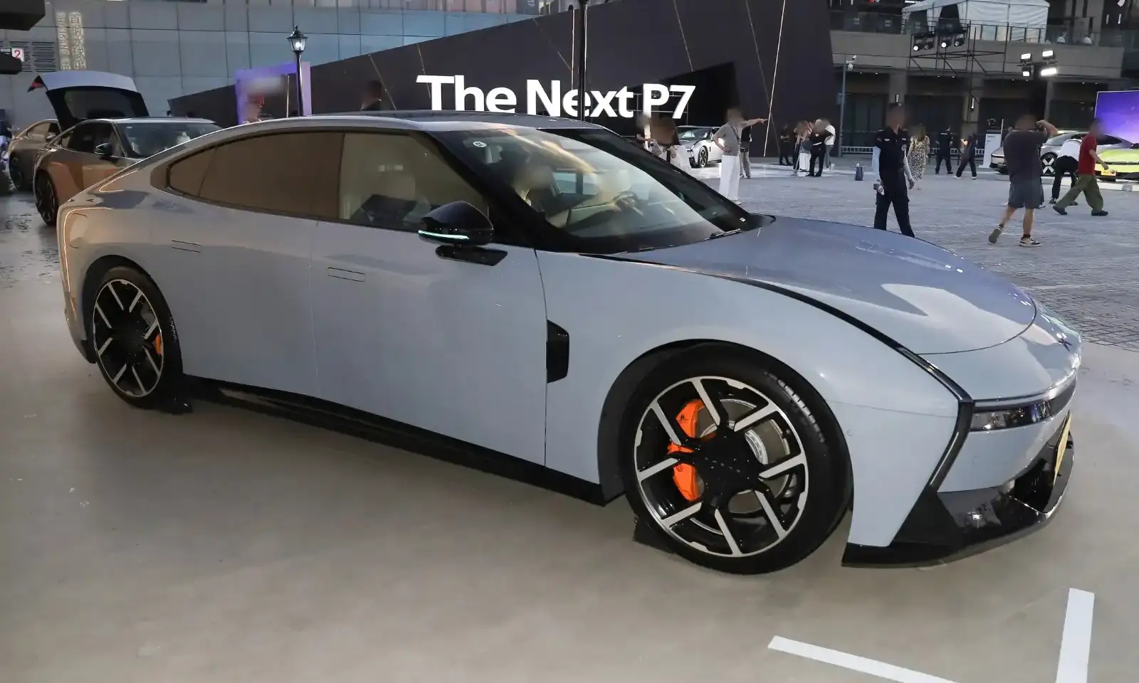 Xpeng P7,