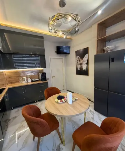 3-комн. квартира, 7 этаж, 117 м², Исмоили Сомони, Мехргон