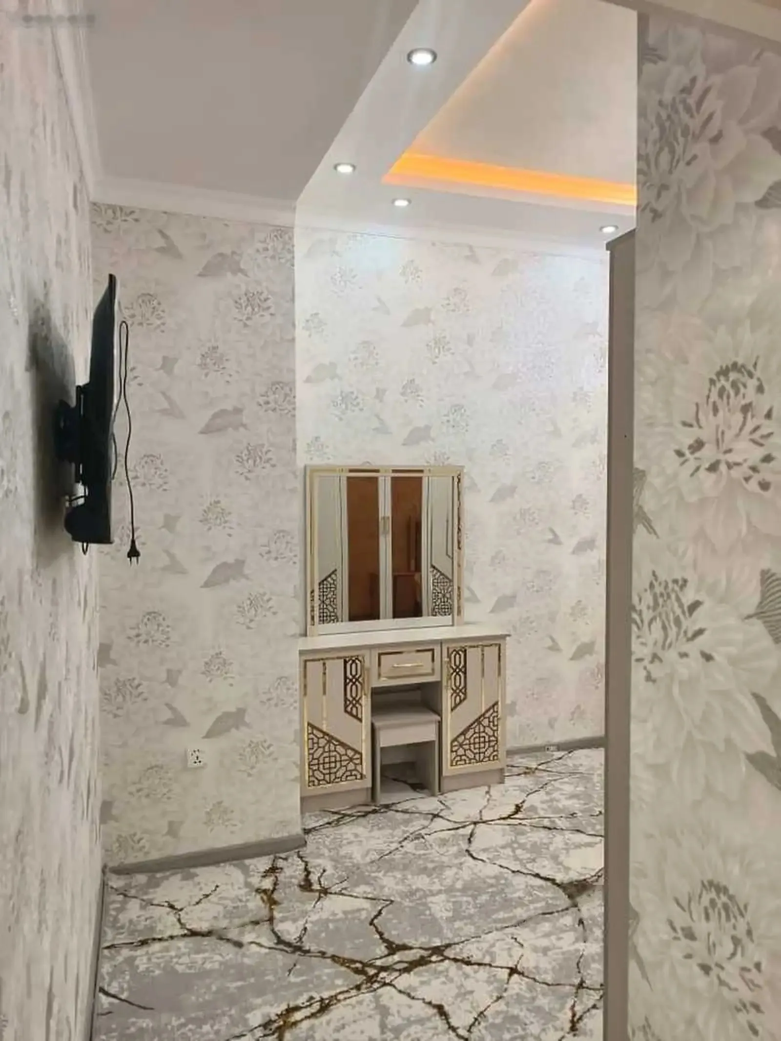 2-комн. квартира, 2 этаж, 70м², ориентир доми ватан