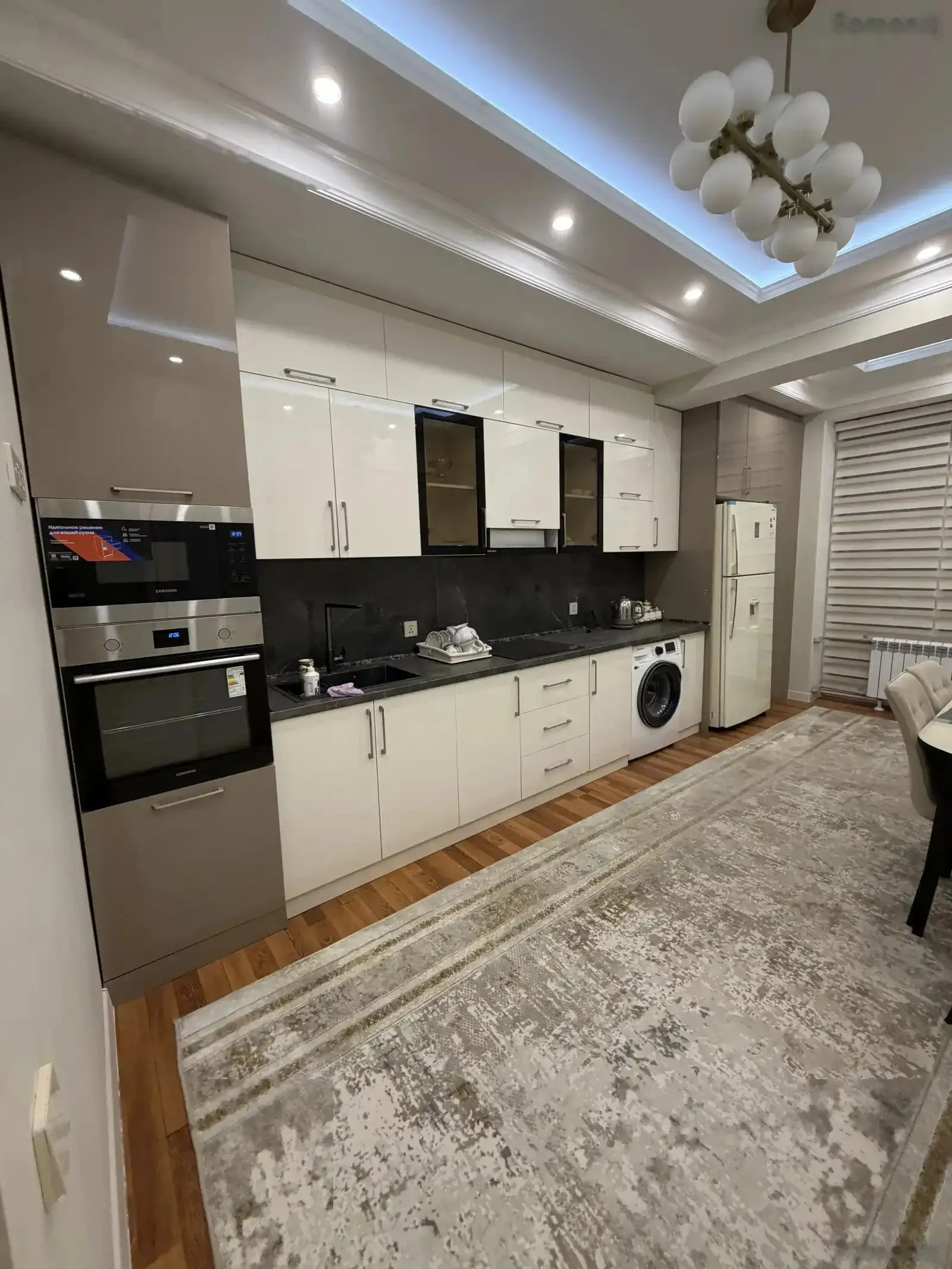 3-комн. квартира, 12 этаж, 115м², Шохмансур