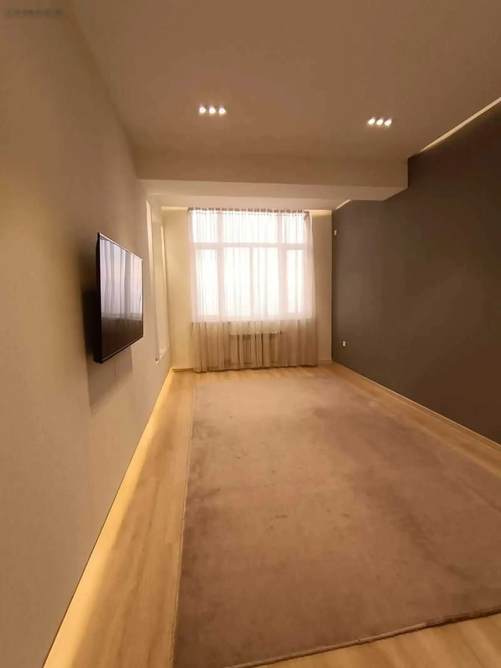 2-комн. квартира, 13 этаж, 70м², 82мкр доми артел