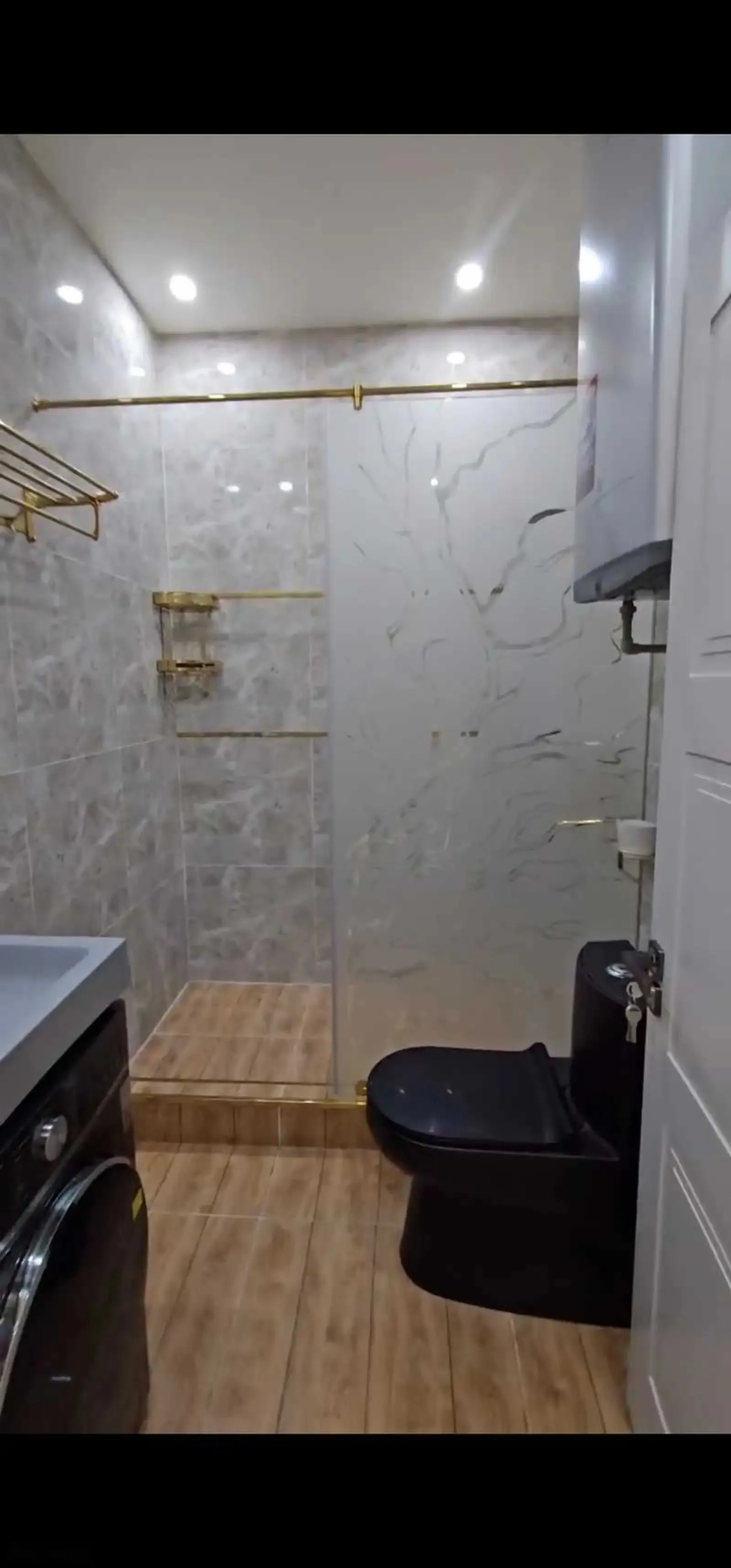 3-комн. квартира, 10 этаж, 95м², аэропорт