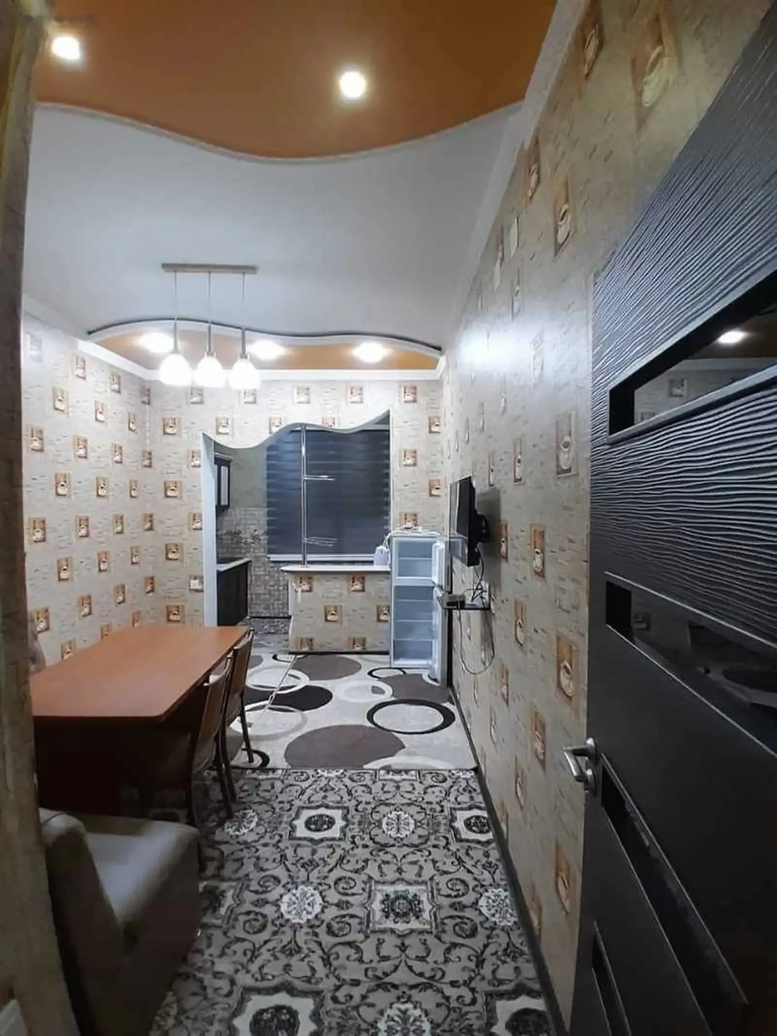 3-комн. квартира, 2 этаж, 100м², 91 мкр, садик Офтобак