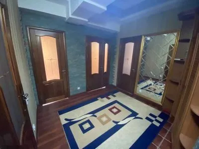 2-комн. квартира, 6 этаж, 85м², Шохмансур, ру ба руи МГУ