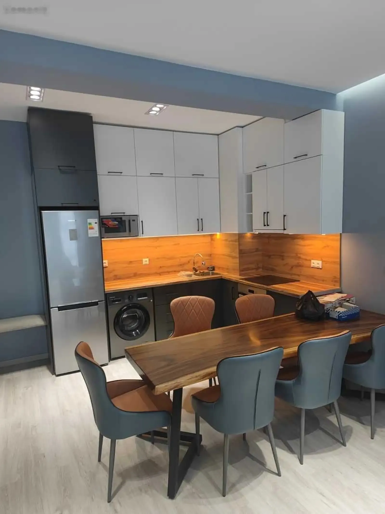 1-комн. квартира, 5 этаж, 54 м², садбарг доми гелос