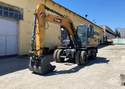 Колесный экскаватор XCMG XE150WD 0.7куб