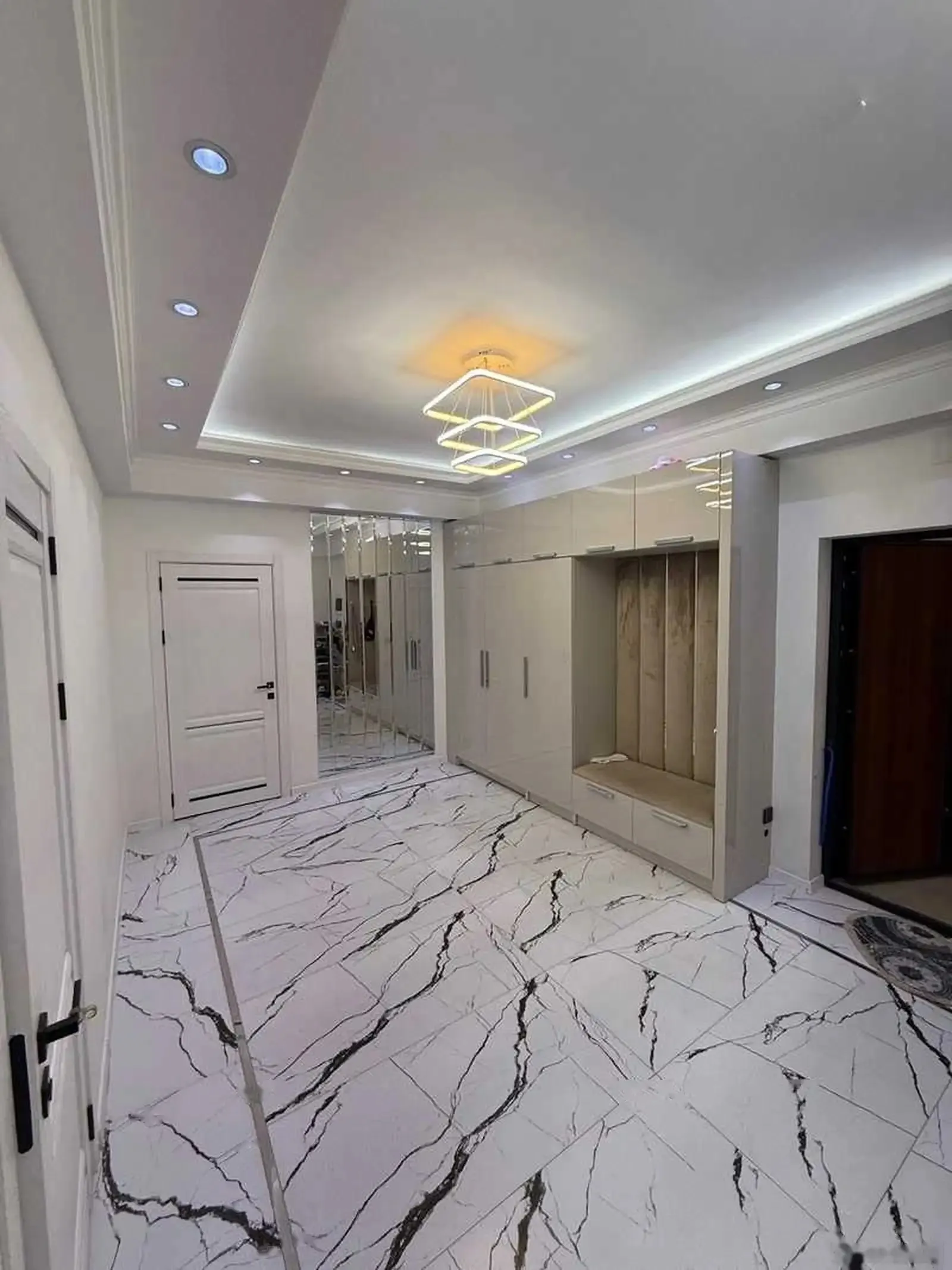 2-комн. квартира, 10 этаж, 100м², овир