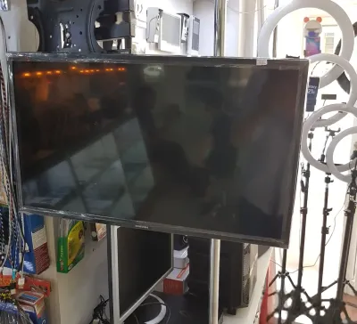Монитор Samsung 28