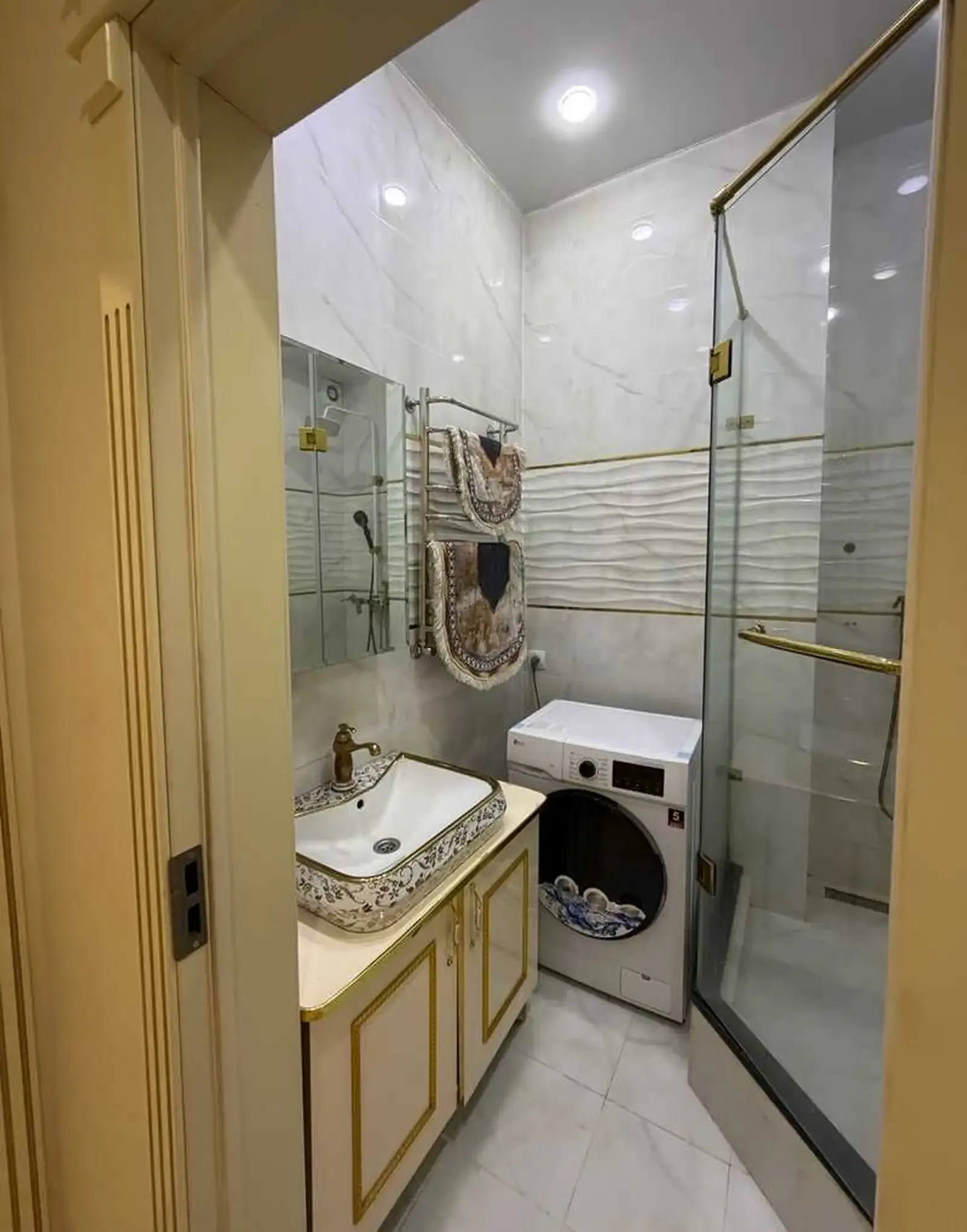 3-комн. квартира, 9 этаж, 105м², Овир