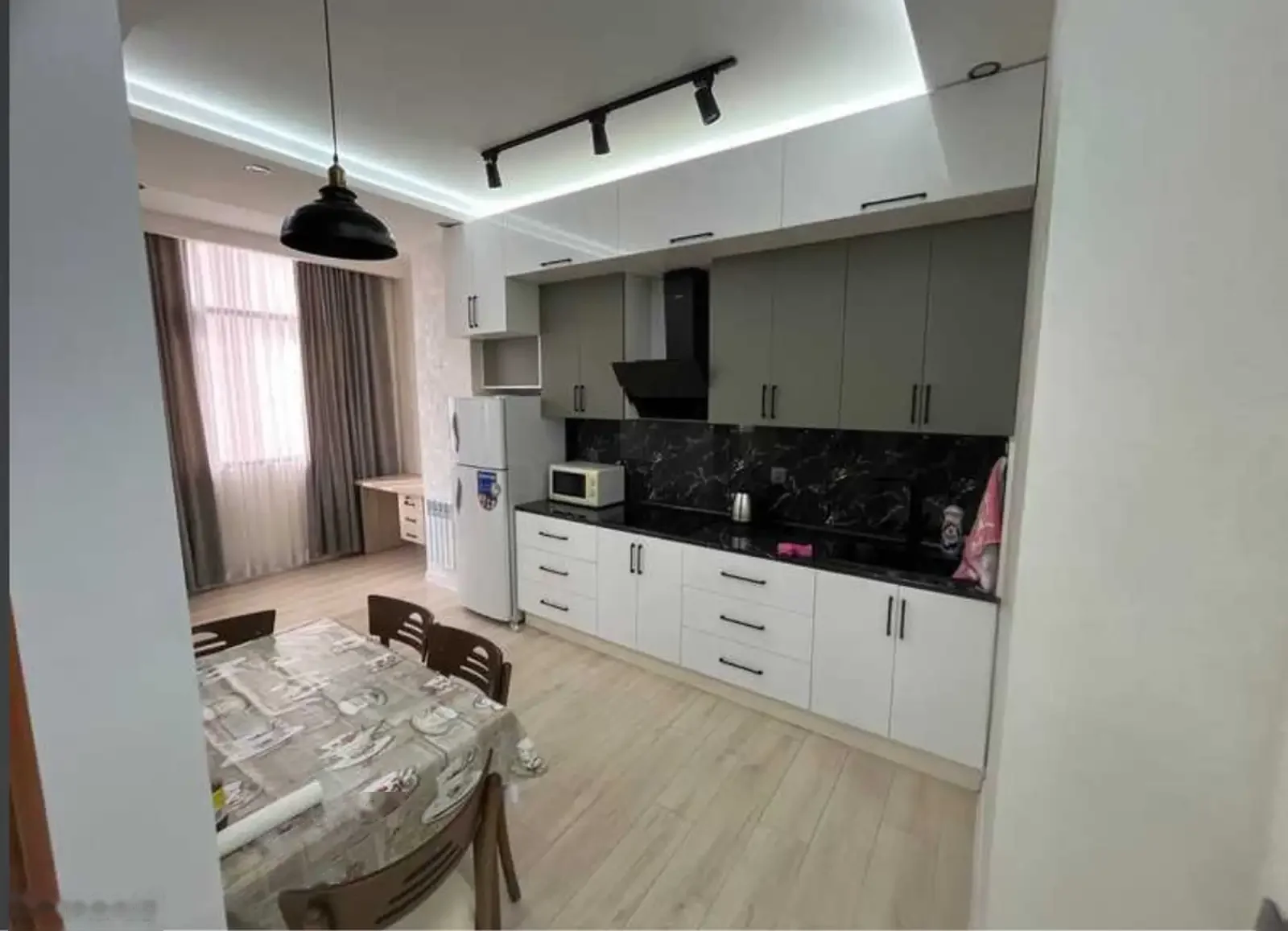 1-комн. квартира, 12 этаж, 56 м², Овир, Ёвар