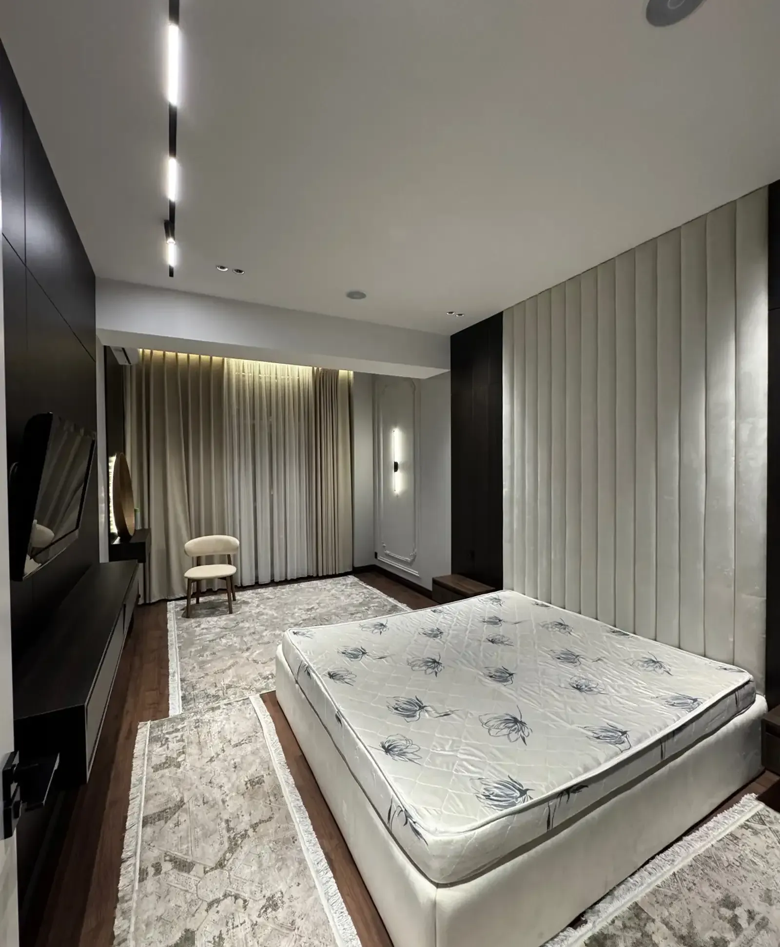 2-комн. квартира, 13 этаж, 65м², Шохмансур/Пайкар