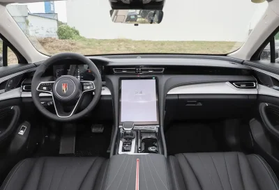 Hongqi H5, 2025
