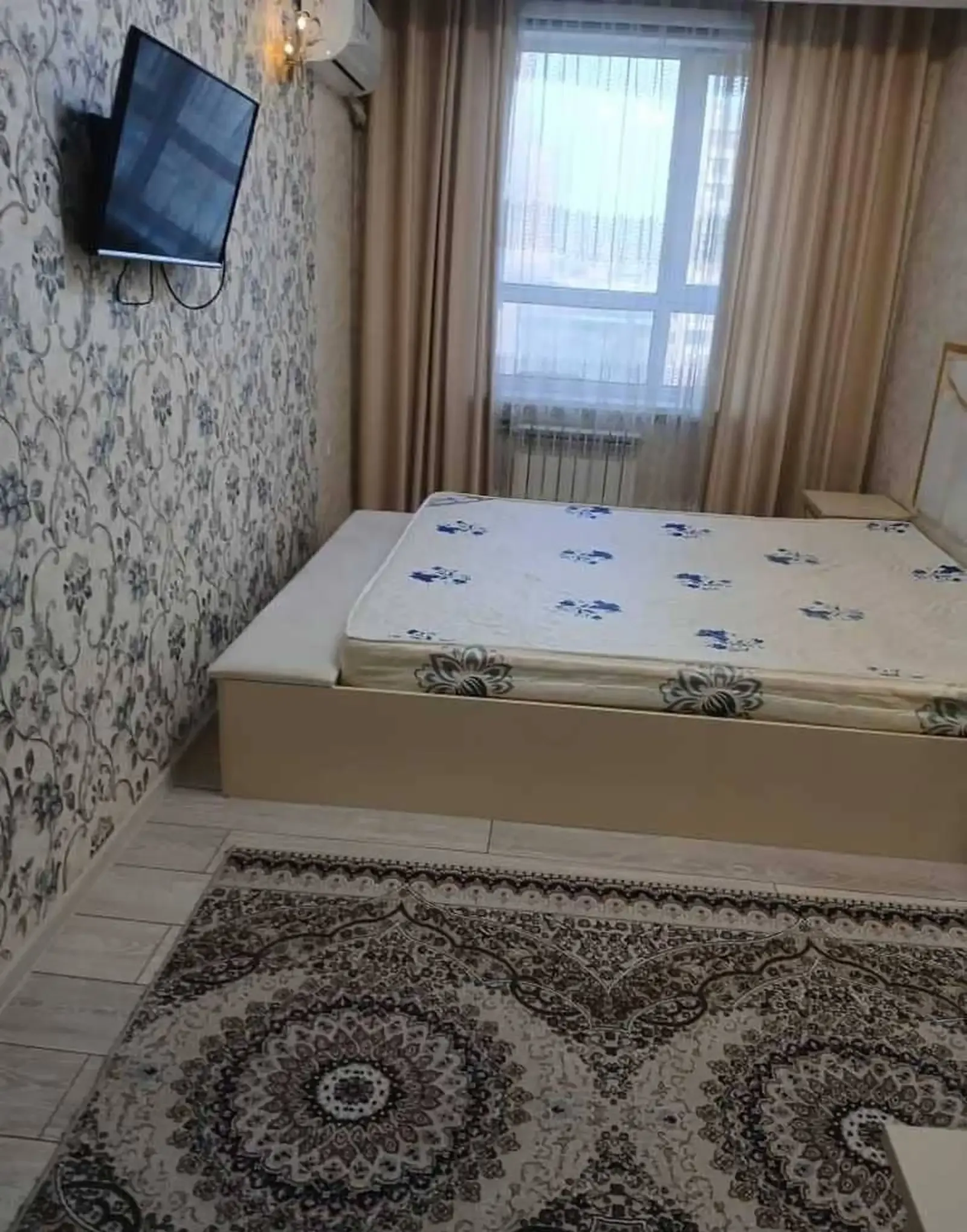2-комн. квартира, 6 этаж, 80м², Сирк