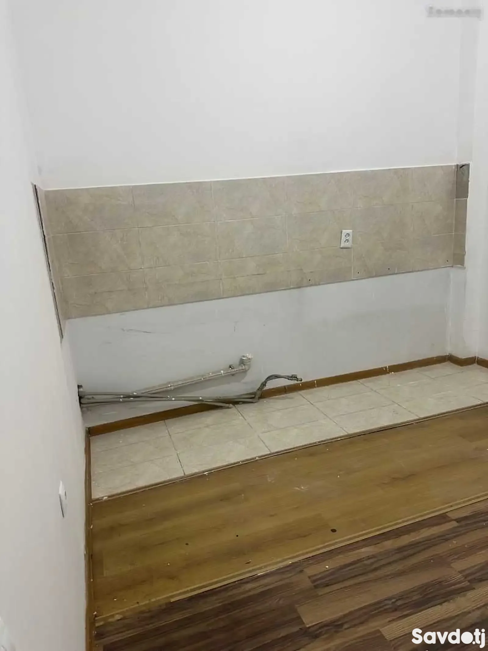 3-комн. квартира, 2 этаж, 100м², Шоҳмансур, Поворот аэропорта