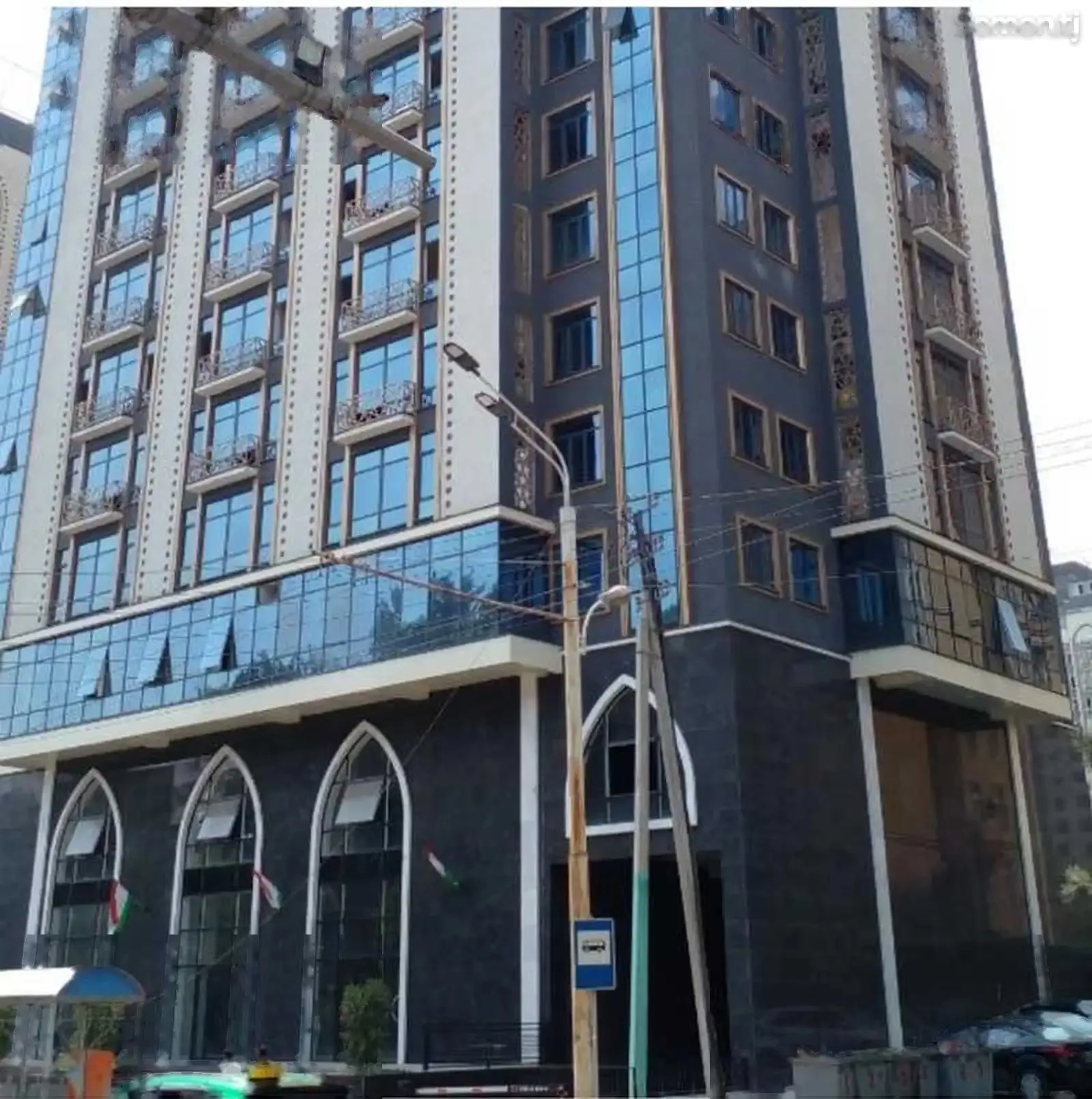 2-комн. квартира, 9 этаж, 60м², И. Сомони, Овир