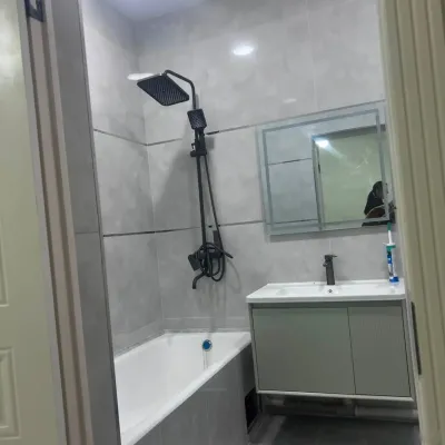 2-комн. квартира, 13 этаж, 64 м², Фирдавси