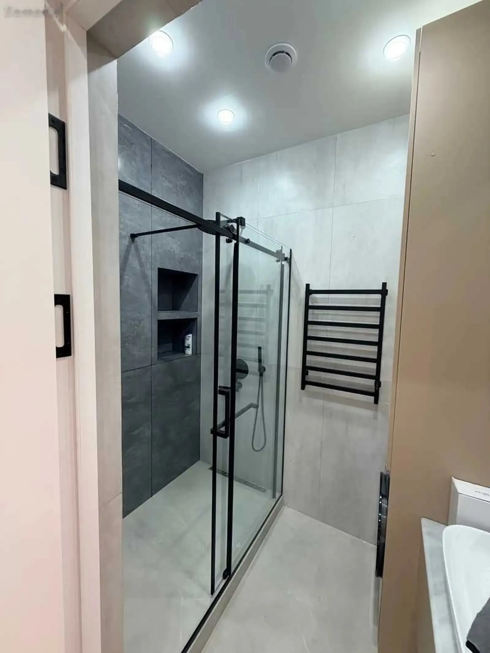 3-комн. квартира, 14 этаж, 98м², северный