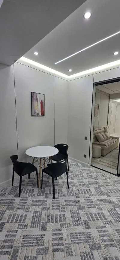 2-комн. квартира, 11 этаж, 80м², И. Сомони