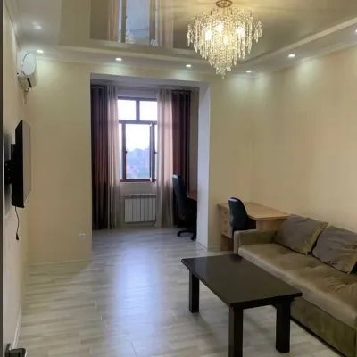 2-комн. квартира, 13 этаж, 60м², Дом печати