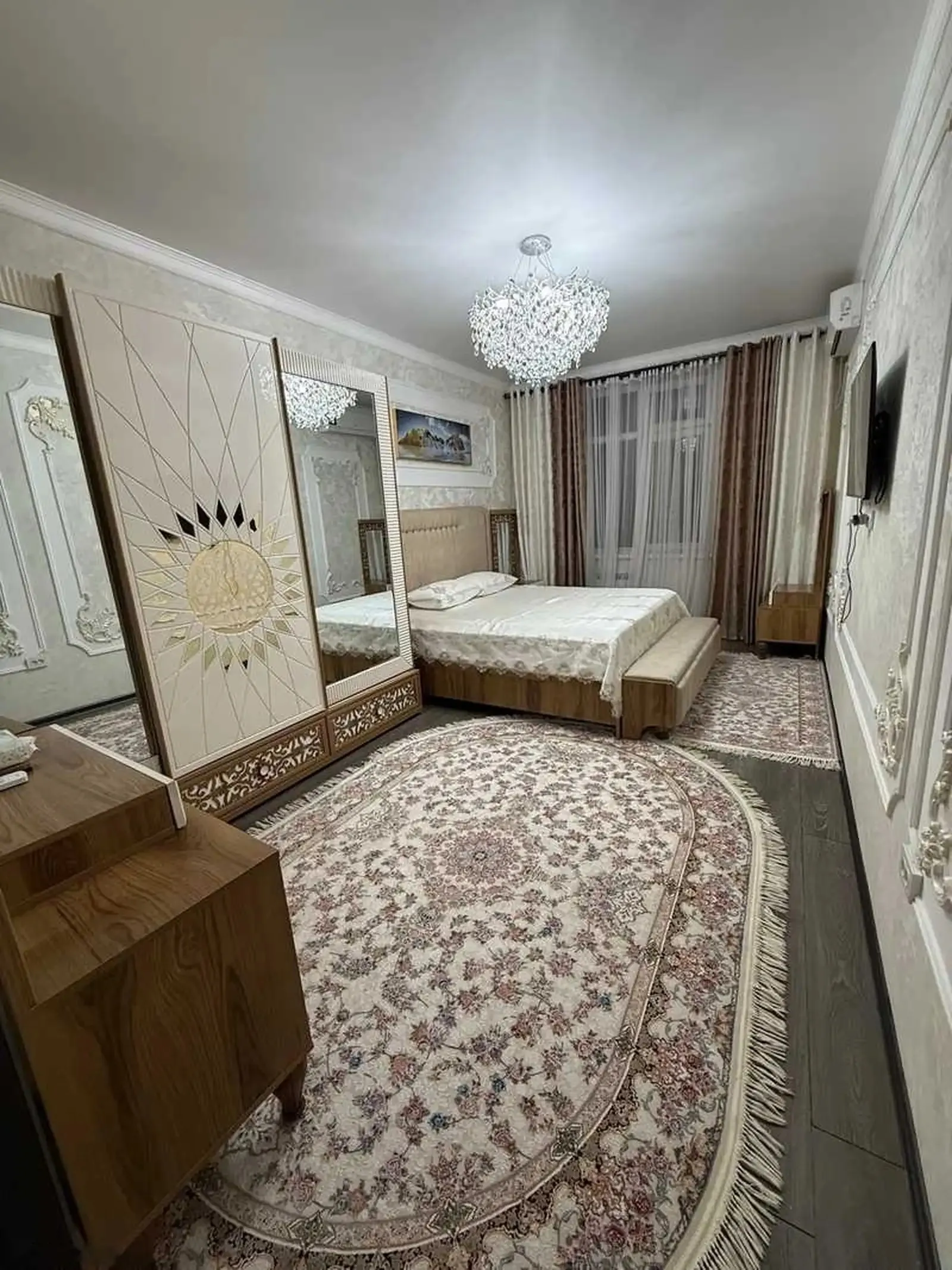 3-комн. квартира, 10 этаж, 90м², доми ёвар