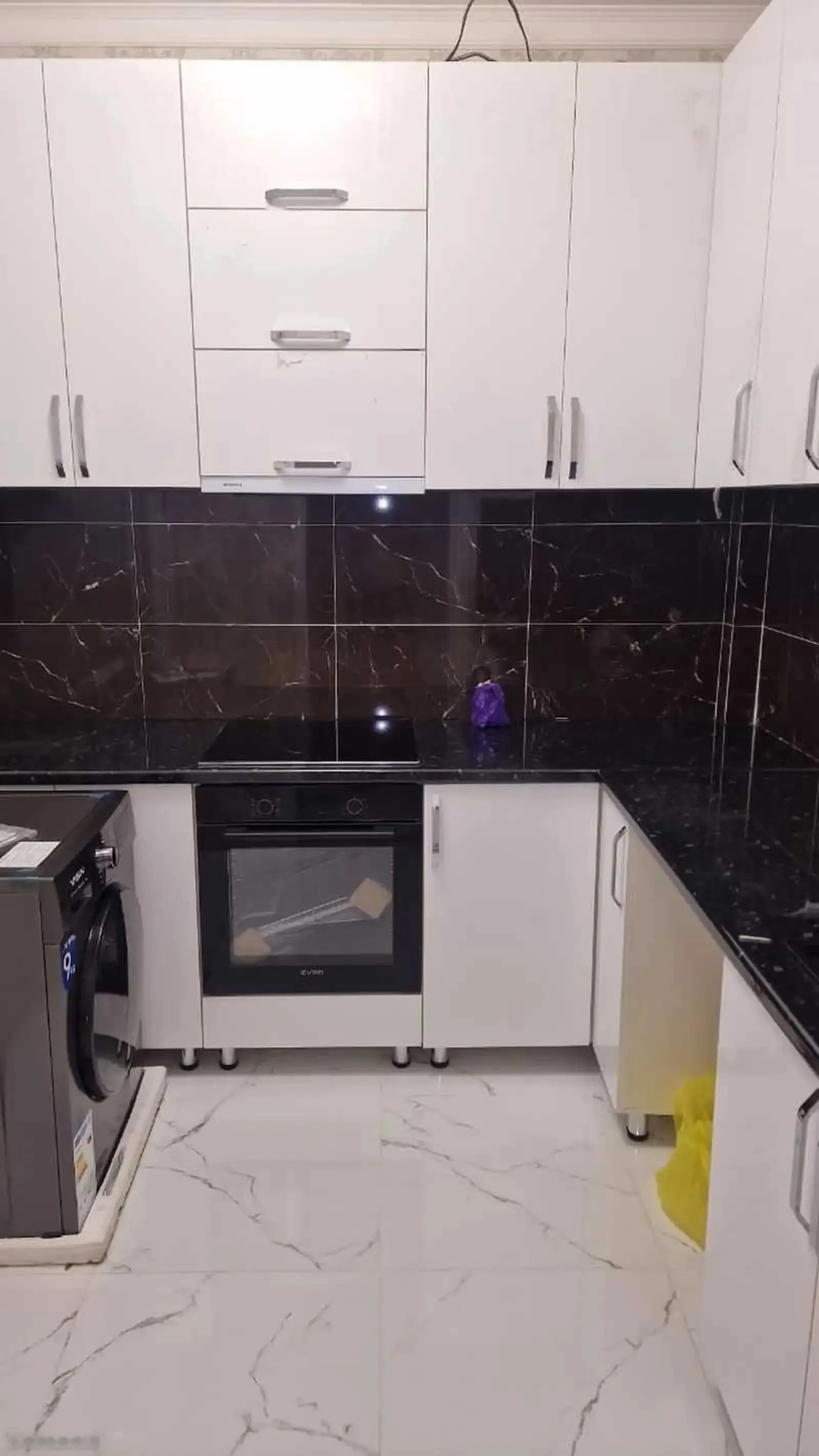3-комн. квартира, 12 этаж, 100м², 112 мкр