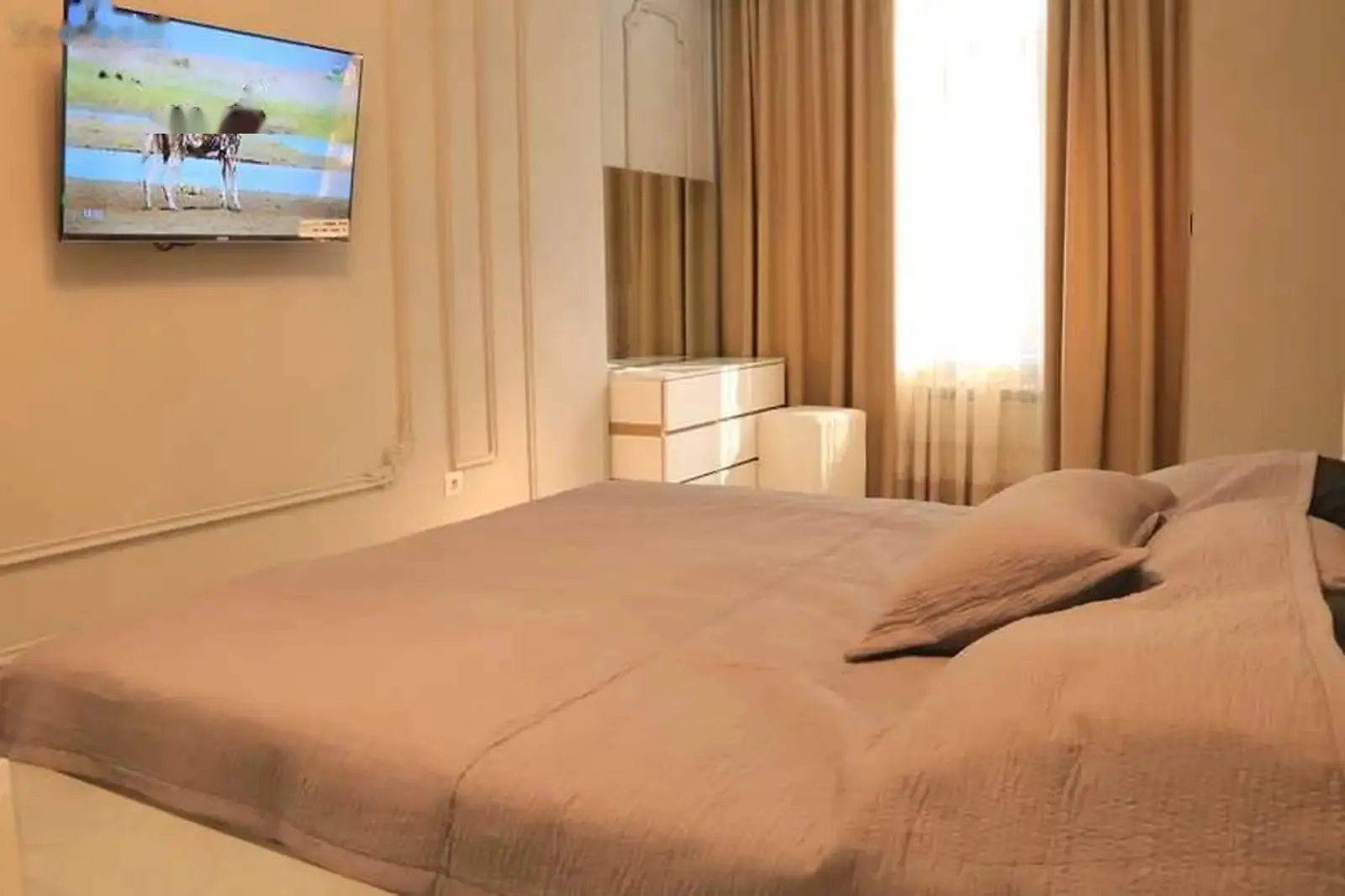 2-комн. квартира, 10 этаж, 110м², голубой экран