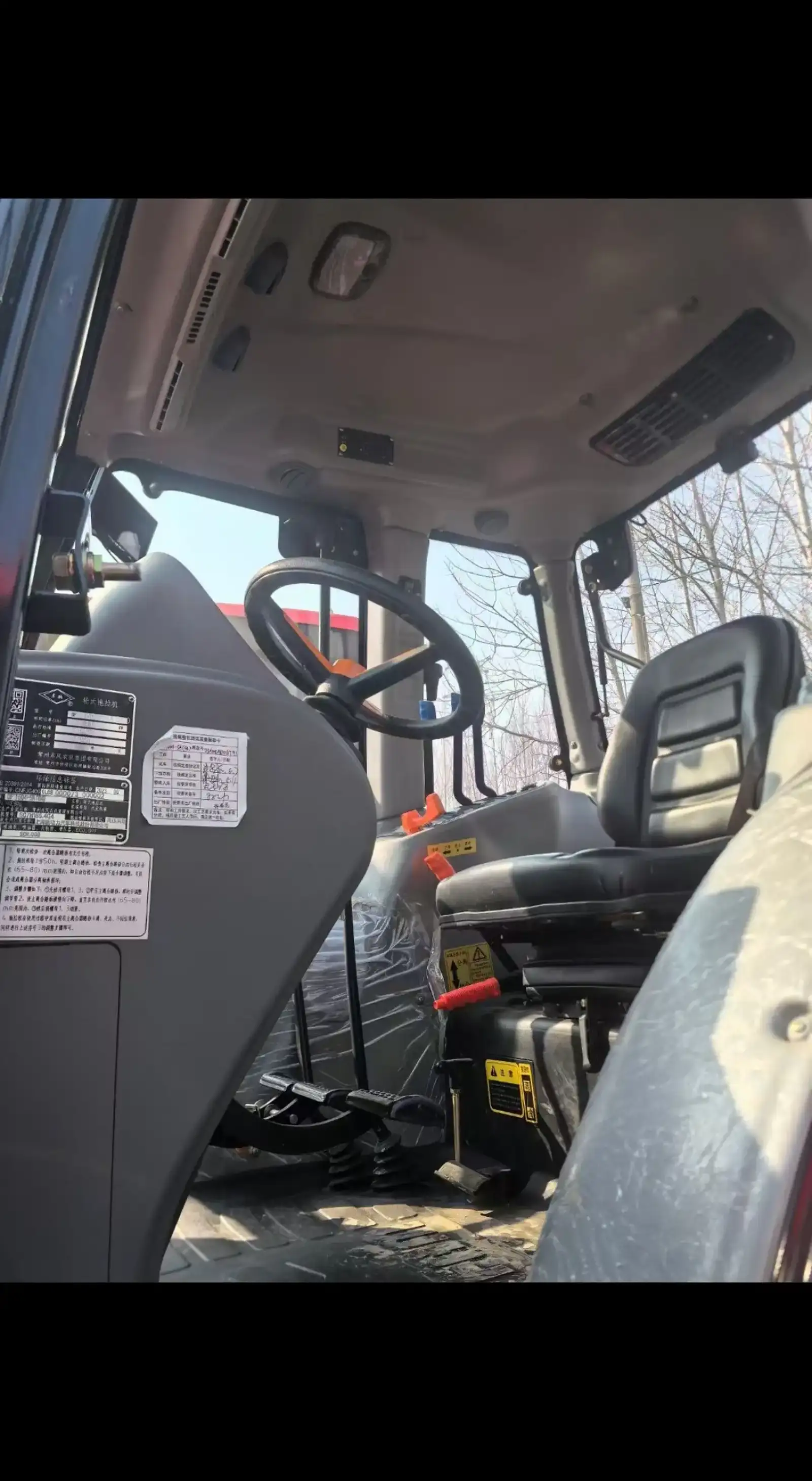 Трактор Dongfeng 1604-5A