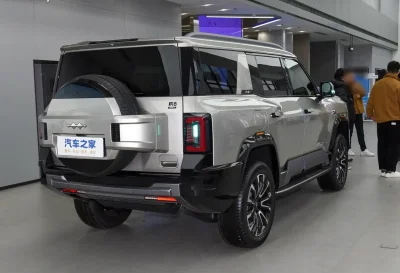 BYD Leopard 8, 2025