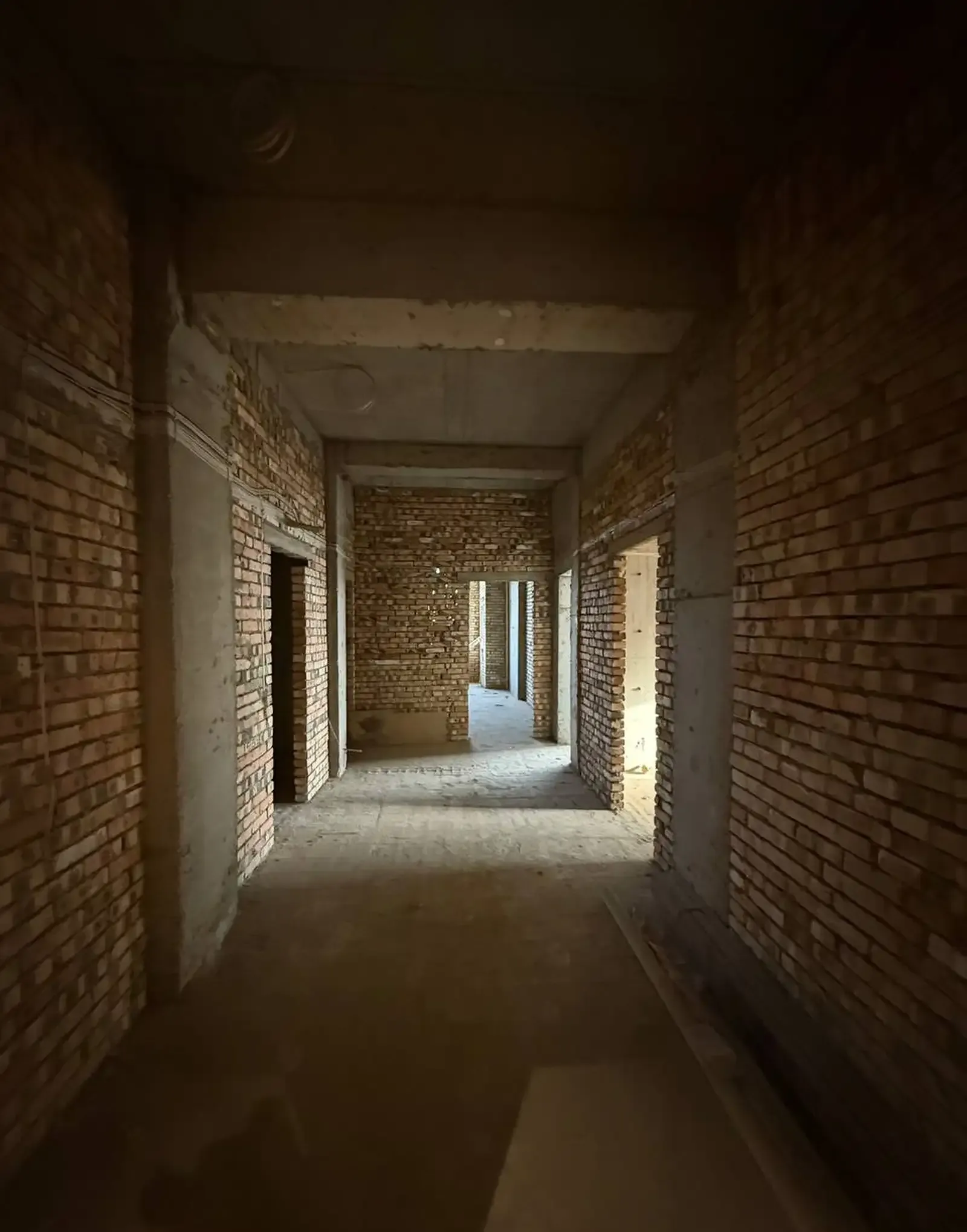 6-комн. квартира, 17 этаж, 596 м², Ул. Айни