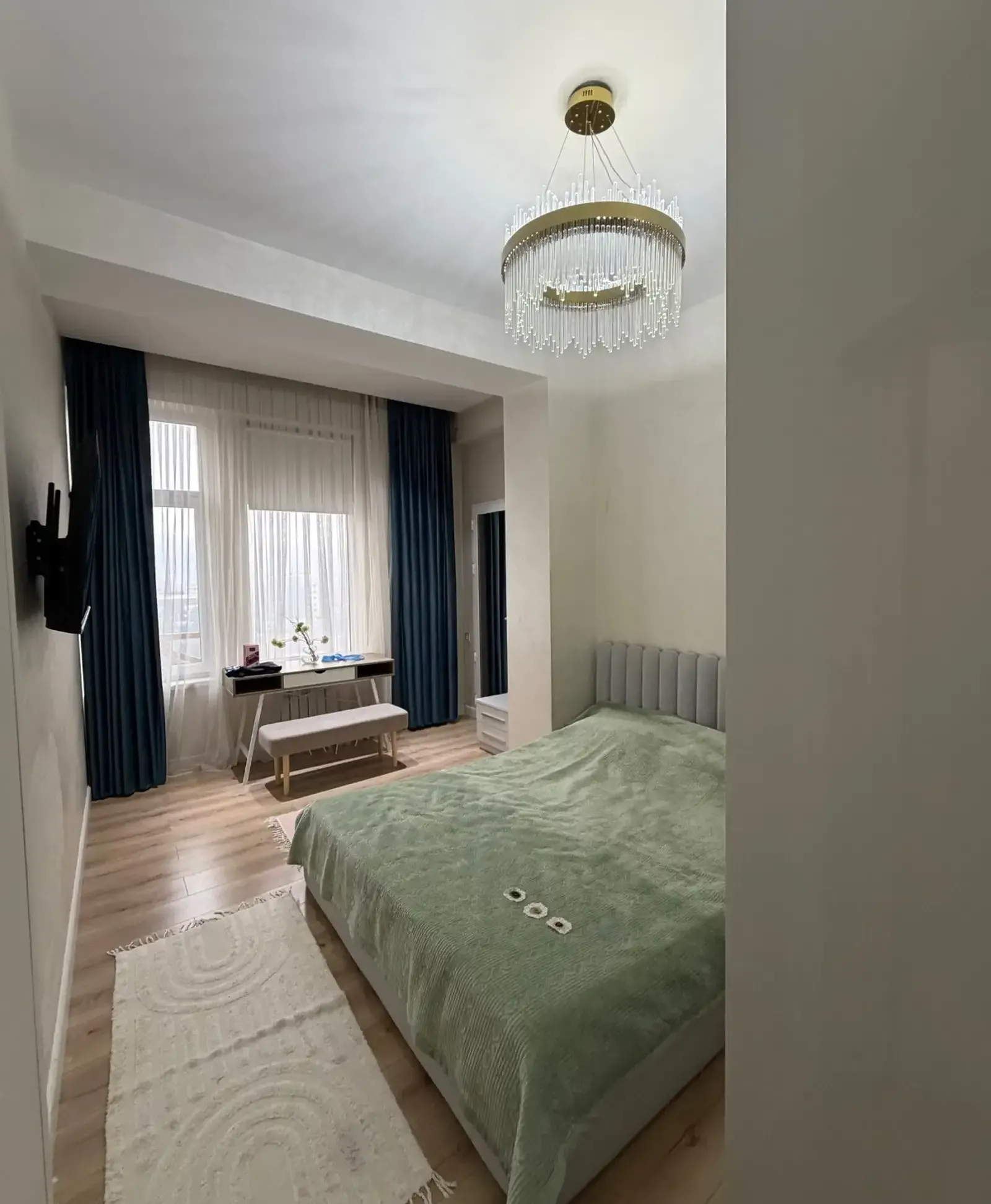 3-комн. квартира, 10 этаж, 90м², Овир/Грандь Отель