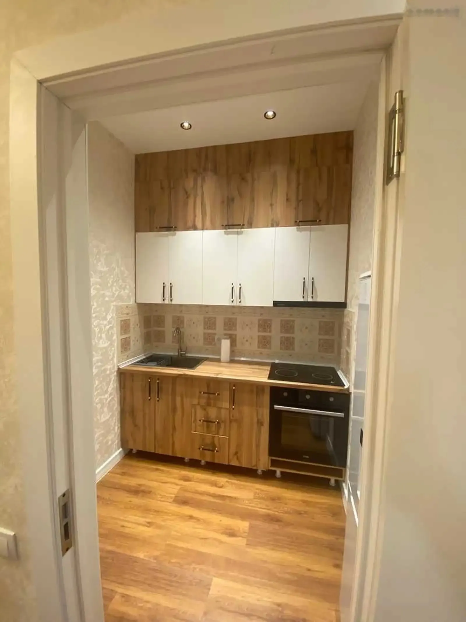 3-комн. квартира, 20 этаж, 60м², Молодёжный