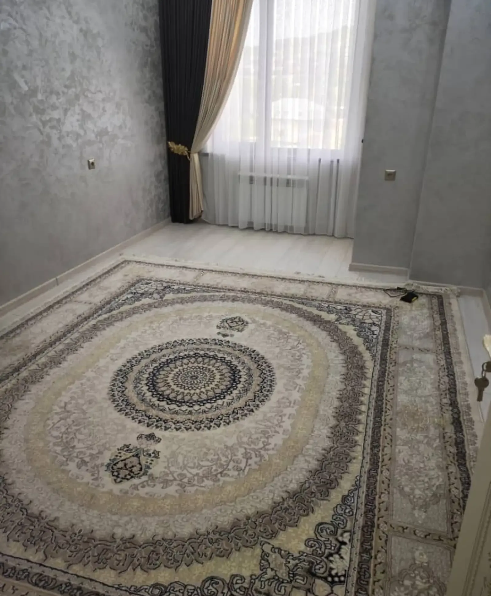 2-комн. квартира, 10 этаж, 70м², 92 Мкр, пеши ошхонаи Райхона