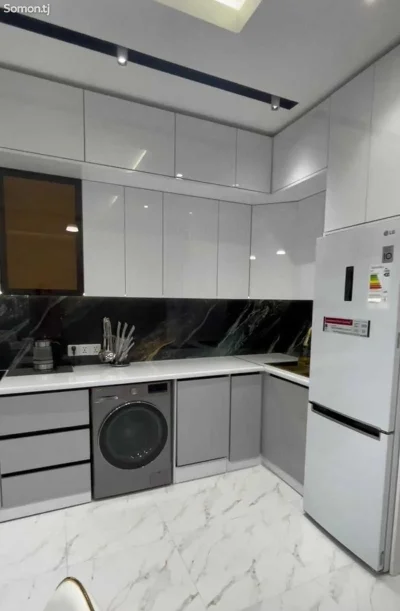 2-комн. квартира, 13 этаж, 90м², Сомони